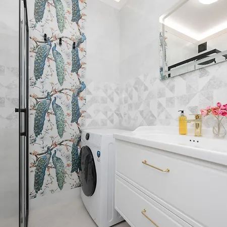 Jerozolimskie 190 By Solarento * Varsó