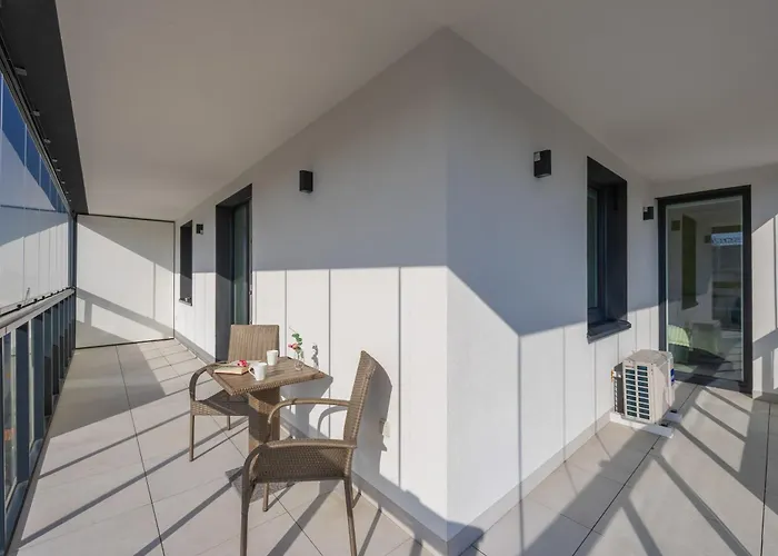 Skyline View Jerozolimskie 190 By Solarento Apartment *